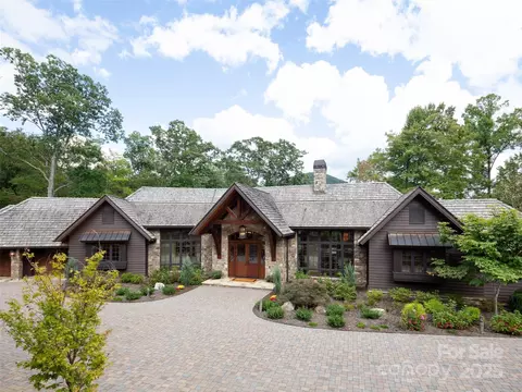 1947 White Tree Trl, Arden, NC 28704