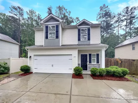 2618 Mt Holly Huntersville Rd, Charlotte, NC 28214