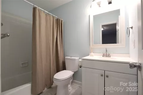 Bath - 14027 Hackamore Dr, Matthews, NC 28105 photo 3 of 3