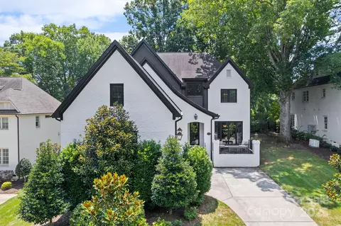 1223 Home Pl, Matthews, NC 28105