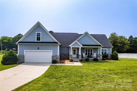 1858 Brevard Place Rd, Iron Station, NC 28080
