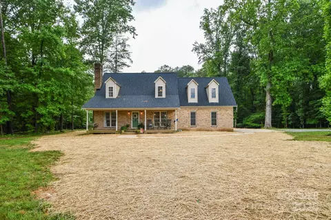 15025 Barbee Rd, Stanfield, NC 28163