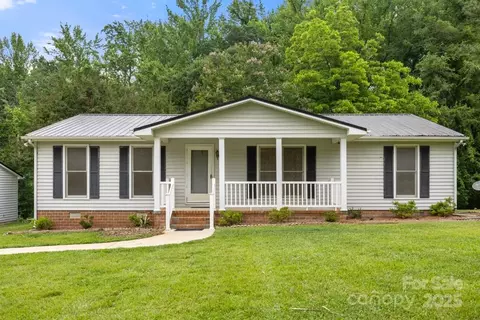 1983 Burkin Rd, Mcconnells, SC 29726