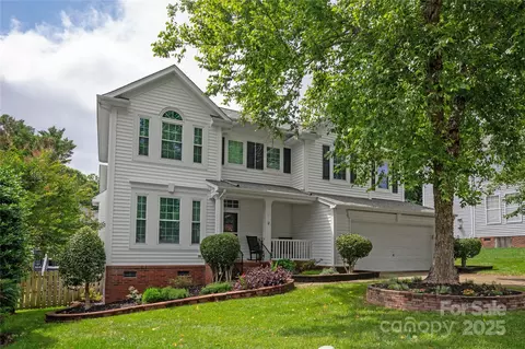 10924 Owl Nest Ln, Charlotte, NC 28277