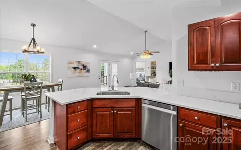Kitchen - 1377 Beagle Run, Salisbury, NC 28146 photo 2 of 3