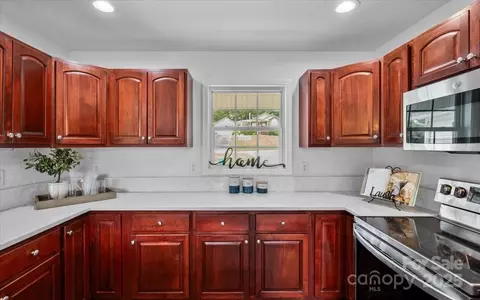 Kitchen - 1377 Beagle Run, Salisbury, NC 28146 photo 3 of 3