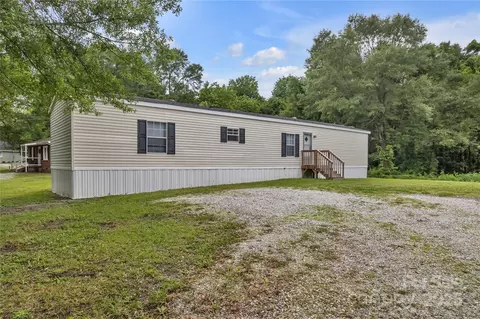 203 Bethlehem Church Rd, Grover, NC 28073