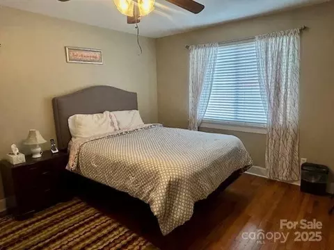 Bedroom - 1014 Wright Sw Unit Apt 4 St SW UNIT 4, Lenoir, NC 28645 photo 1 of 3