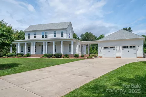 1621 Lakefield Cir, Gastonia, NC 28056