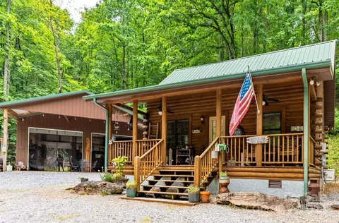 125 Cypress Ln, Saluda, NC 28773