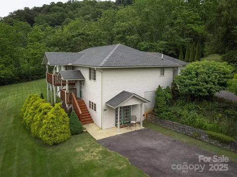 59 Grace Ridge 13-3 Rd #13-3, Waynesville, NC 28786