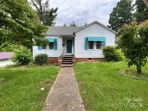 61 Perry St, Marion, NC 28752 photo 14