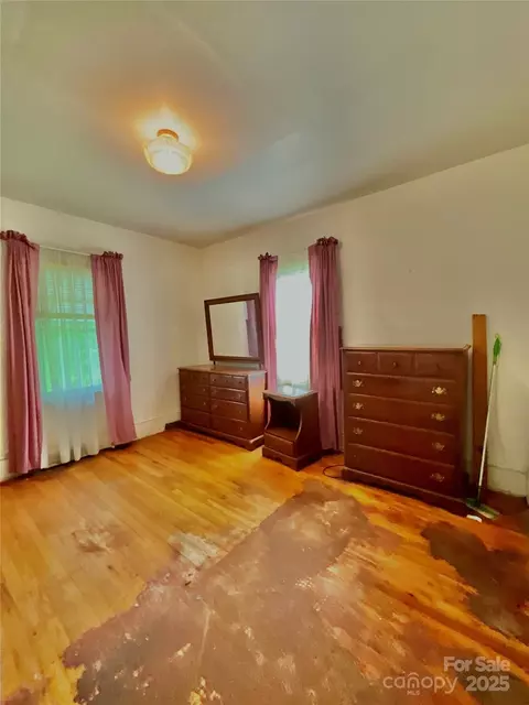 61 Perry St, Marion, NC 28752 photo 24