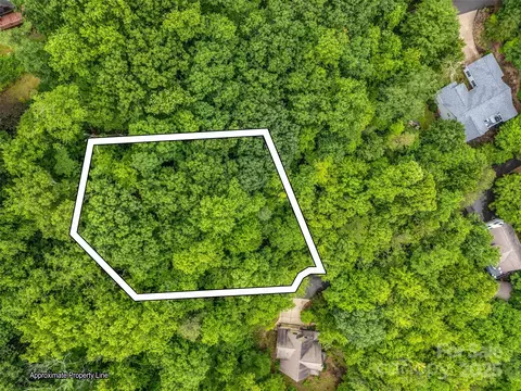 0 Hummingbird Ct, Lake Lure, NC 28746