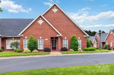 1302 Warrington Pl, Rock Hill, SC 29732