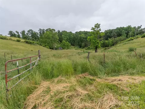 202 Terrell Rd, Clyde, NC 28721 photo 26