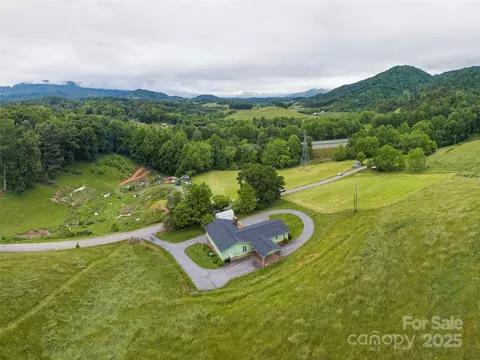 202 Terrell Rd, Clyde, NC 28721 photo 32