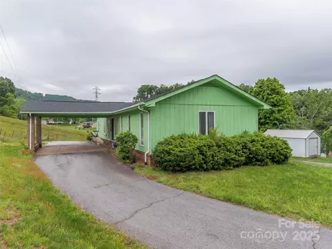 202 Terrell Rd, Clyde, NC 28721 photo 24