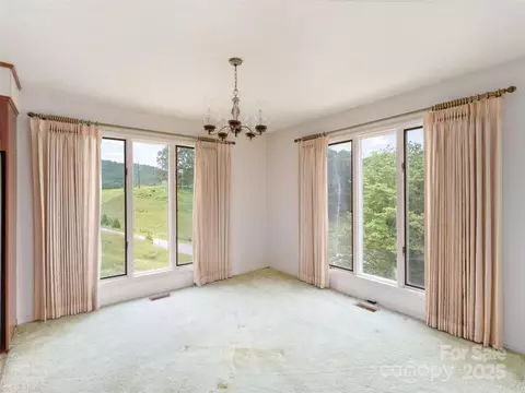 202 Terrell Rd, Clyde, NC 28721 photo 9