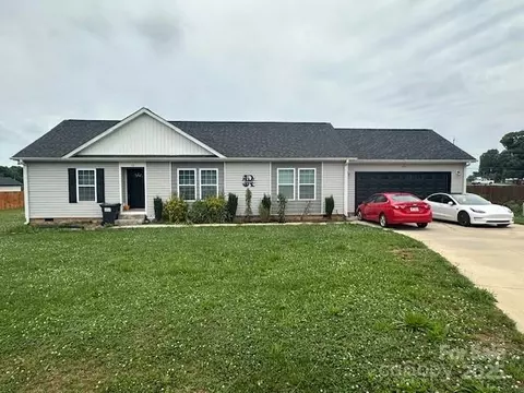 113 Grassland Dr, Mooresville, NC 28115