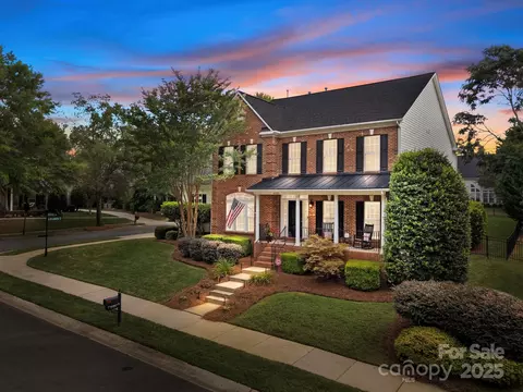 6703 Garden Hill Dr, Huntersville, NC 28078