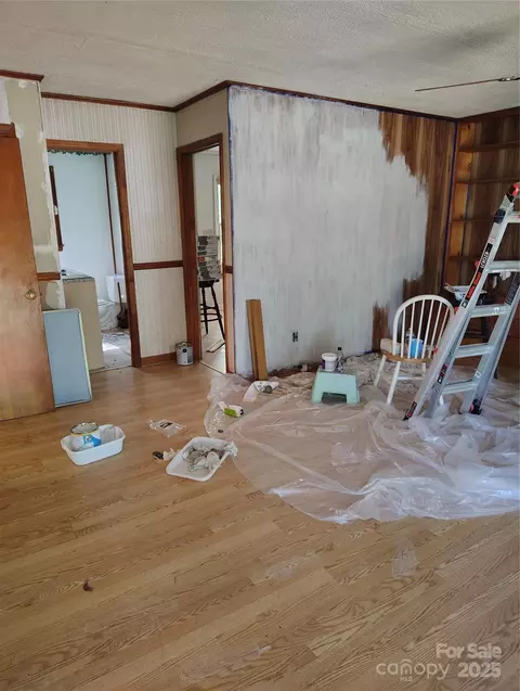 Living - 132 Eaker Dr, Cherryville, NC 28021 photo 4 of 4