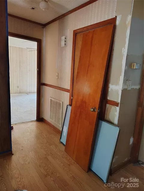 Entry Way - 132 Eaker Dr, Cherryville, NC 28021 photo 1 of 2