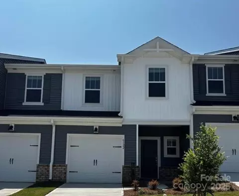 6122 Starview Ter, Charlotte, NC 28216