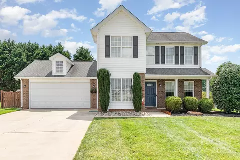 600 Capella Ct, Gastonia, NC 28056