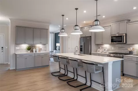 5948 Chumbley Point 79 Rd #79, Charlotte, NC 28215