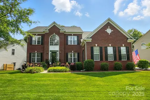 415 Glandon Ct, Fort Mill, SC 29708