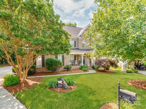 537 Montgrove Nw Pl NW, Concord, NC 28027