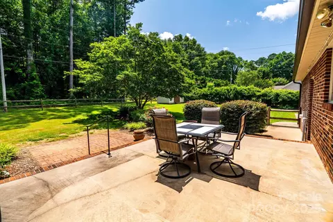 Exterior - 2209 Cardinal Loop, Stanley, NC 28164 photo 4 of 8
