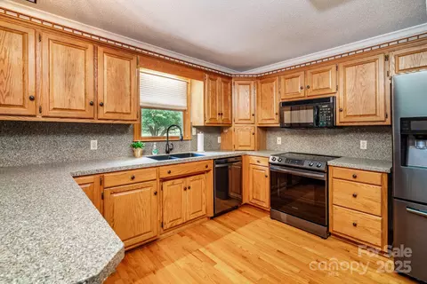 Kitchen - 2209 Cardinal Loop, Stanley, NC 28164 photo 2 of 3