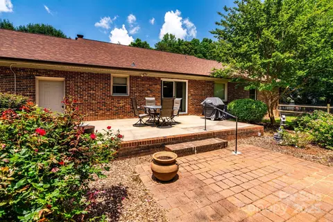 Exterior - 2209 Cardinal Loop, Stanley, NC 28164 photo 5 of 8