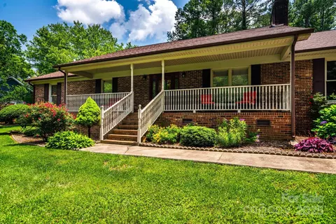 Exterior - 2209 Cardinal Loop, Stanley, NC 28164 photo 2 of 8