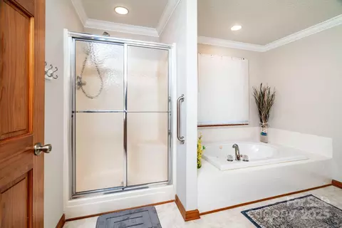 Bath - 2209 Cardinal Loop, Stanley, NC 28164 photo 2 of 3