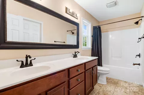 18 Sunberry Dr, Alexander, NC 28701 photo 21
