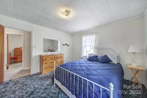 Bedroom - 2084 Old Evans Cir, Lancaster, SC 29720 photo 4 of 4