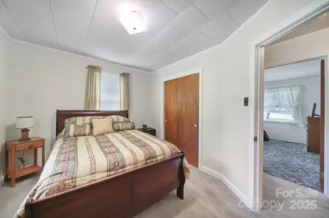 Bedroom - 2084 Old Evans Cir, Lancaster, SC 29720 photo 2 of 4