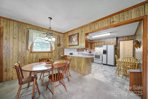 Dining - 2084 Old Evans Cir, Lancaster, SC 29720 photo 1 of 1