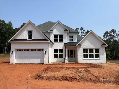 4622 Serenity Woods Ct, Charlotte, NC 28216