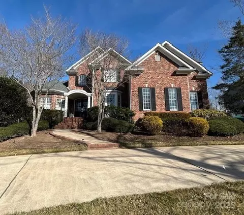 1101 Burnside Dr, Asheville, NC 28803
