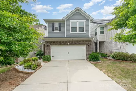 15524 Scholastic Dr, Charlotte, NC 28277