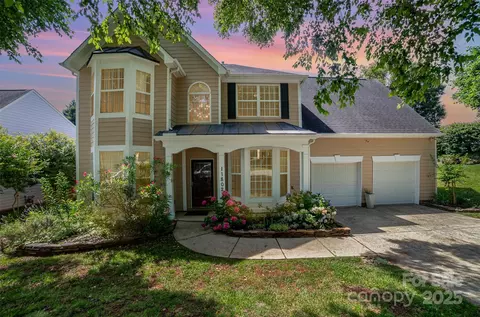 11802 Fox Glen Rd, Charlotte, NC 28269
