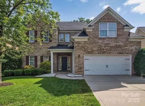 6004 Trailwater Rd, Charlotte, NC 28278