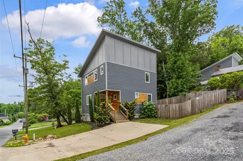 358 London Rd, Asheville, NC 28803