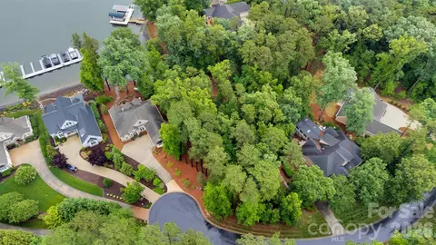 124 Archer Gln, New London, NC 28127