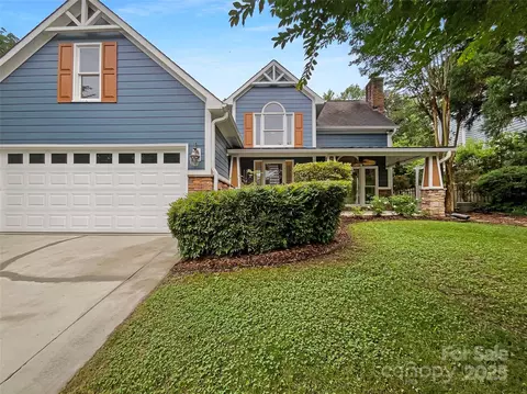 12092 Spinnaker Dr, Fort Mill, SC 29708