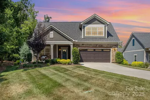2245 Lincolnshire Ln, Waxhaw, NC 28173